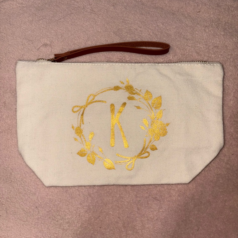 Cream and Gold Cosmetic Bag
